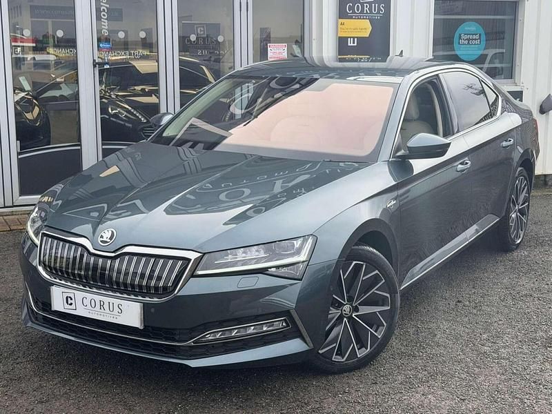 Usado Skoda Superb LAURIN & KLEMENT 2020 Gris Utilitario
