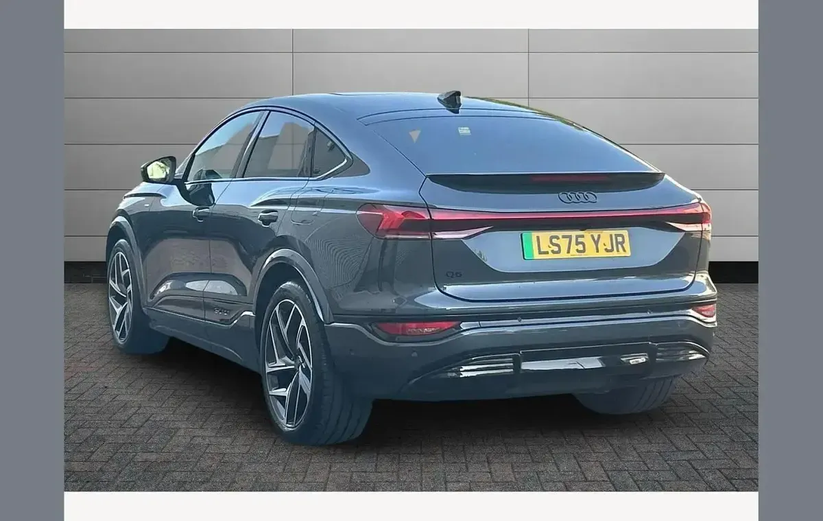Used Audi Q6 e-tron Performance 225 kW (306 HP) 2025 Grey SUV