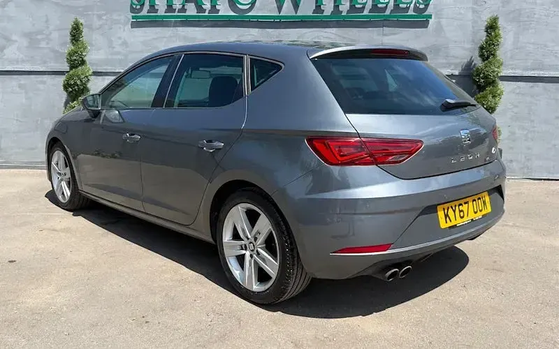 Used Seat Leon FR 150 HP (110 kW) 2017 Grey Hatchback