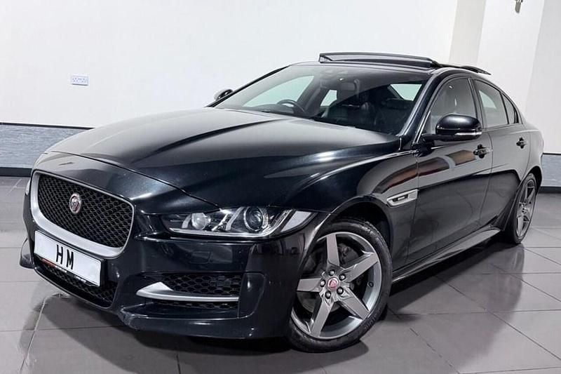 Used Jaguar XE R-Sport 180 HP (132 kW) 2016 Black Sedan