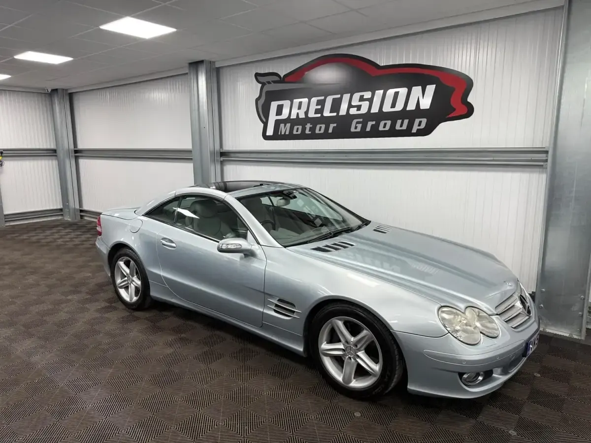 Used Mercedes SL350 272 HP (200 kW) 2007 Silver Cabriolet