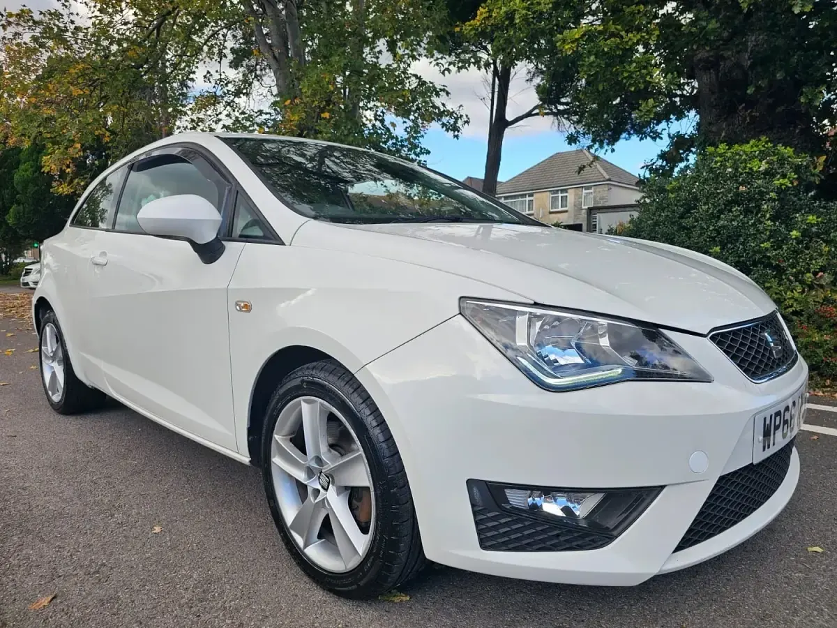 Used Seat Ibiza FR 90 HP (66 kW) 2016 White Hatchback