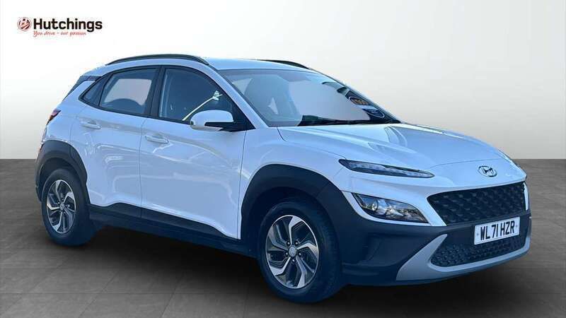 White Used 2022 Hyundai Kona SE SUV | £15,995 (Fair price) - Image 1/3