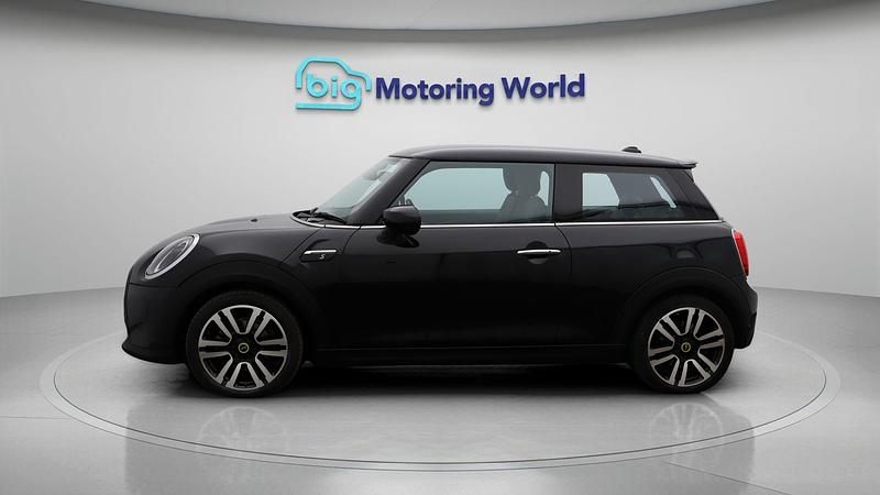 Used Mini Cooper SE Hatch 133 kW (181 HP) 2022 Hatchback