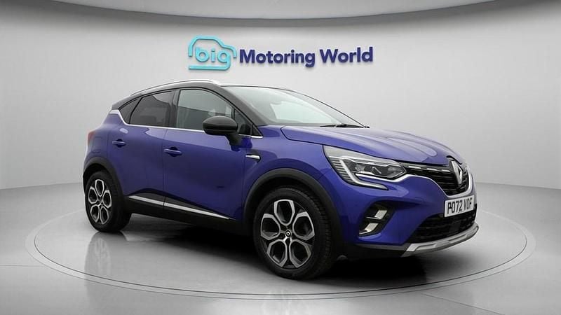 Used Renault Captur Techno 90 HP (66 kW) 2022 Blue/black SUV