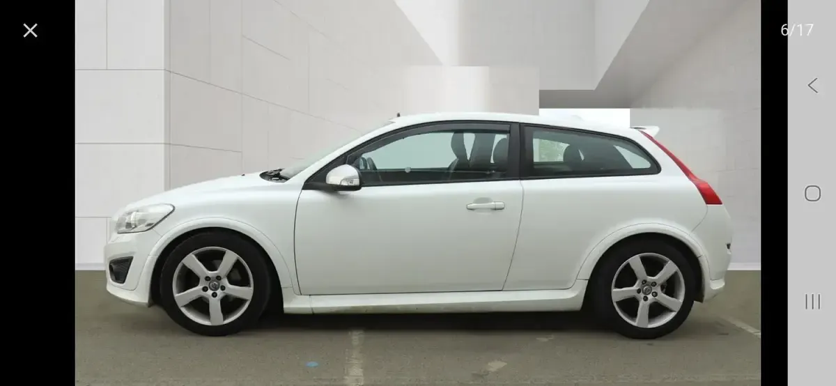 Used Volvo C30 R-Design 114 HP (83 kW) 2011 White Hatchback