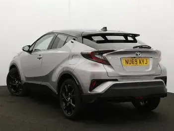 Used Toyota C-HR 122 HP (89 kW) 2019 Silver SUV