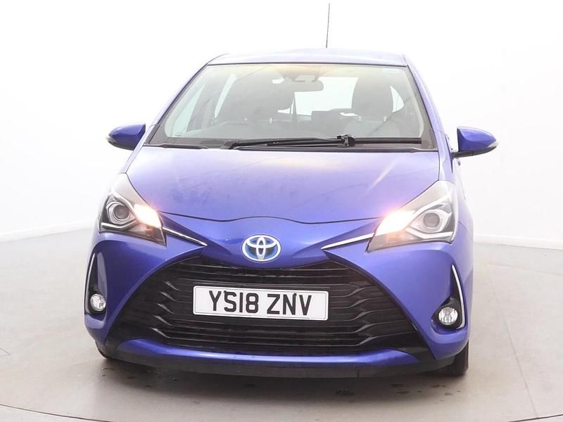 Used Toyota Yaris Hybrid 2018 Blue Hatchback