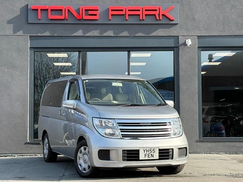 Used Nissan Elgrand 2025 Silver