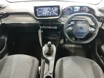 Used Peugeot 208 Style 101 HP (74 kW) 2026 White Hatchback