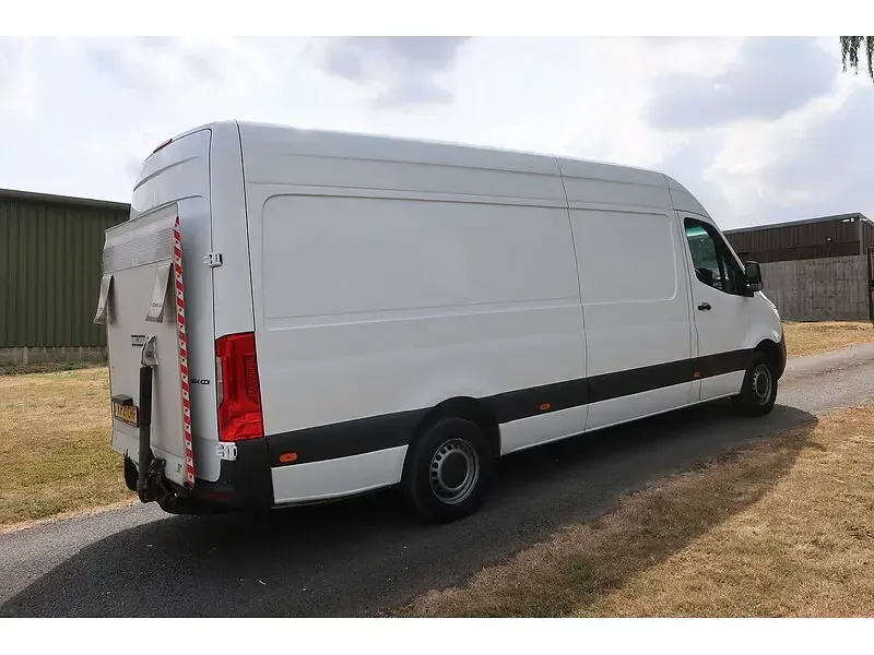 Used Mercedes Sprinter Progressive 2021 White Van