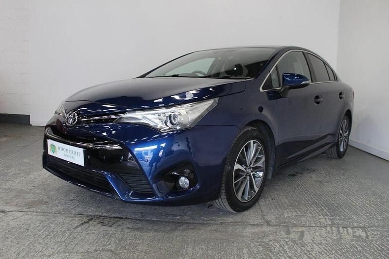 Used Toyota Avensis Business Edition 112 HP (82 kW) 2016 Blue Sedan