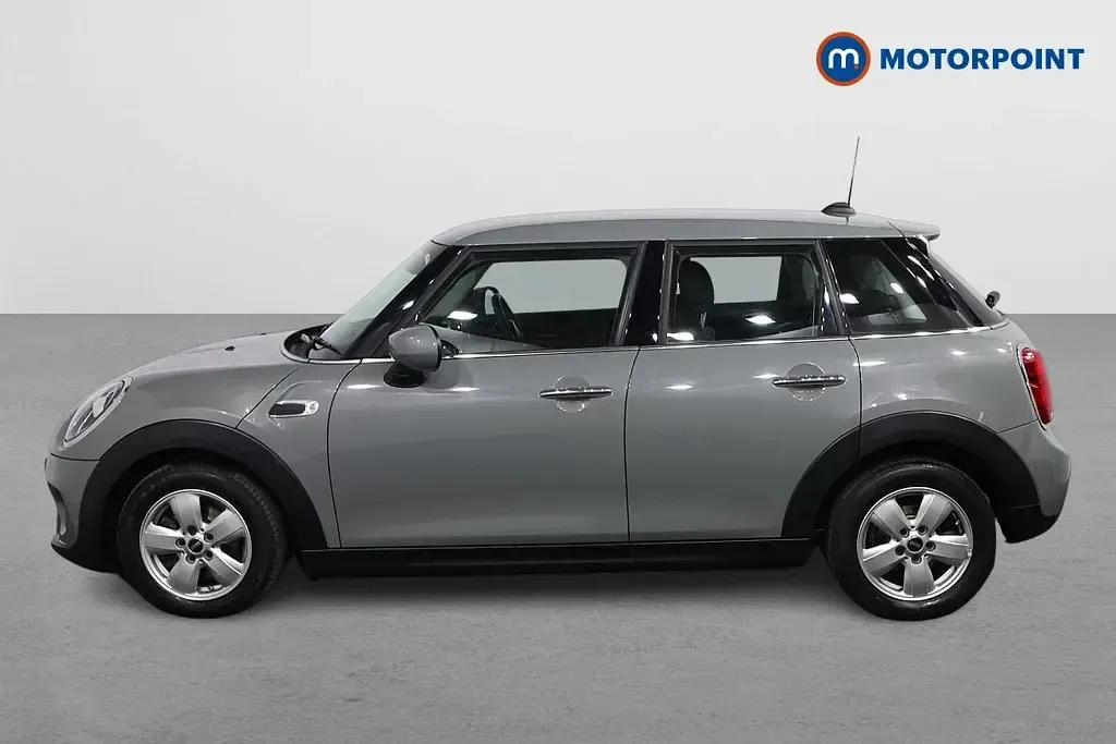 Used Mini Cooper Classic 136 HP (100 kW) 2019 Grey Hatchback