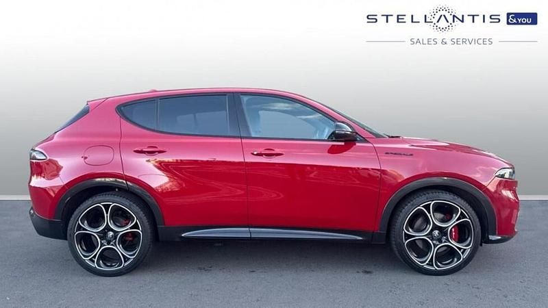 Used Alfa Romeo Tonale Edizione Speciale 158 HP (116 kW) 2023 Red SUV