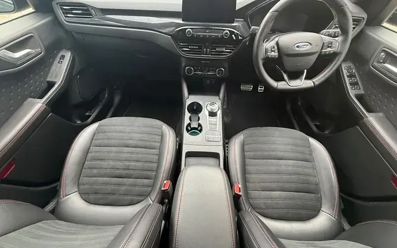 Begagnad Ford Kuga ST-Line 120 HK (88 kW) 2020 Blå SUV