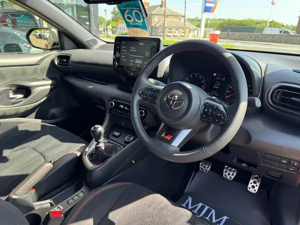 Used Toyota Yaris 2023 Red Hatchback