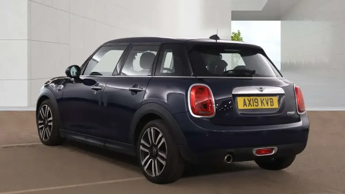 Used Mini Cooper Exclusive 2019 Blue Hatchback