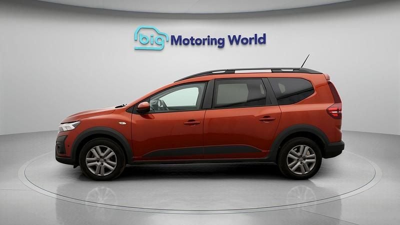 Used Dacia Jogger Expression 109 HP (80 kW) 2023 Brown MPV