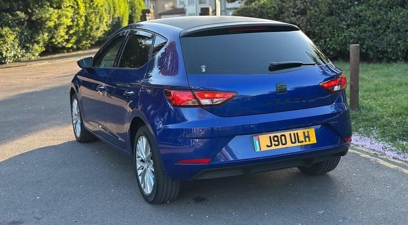 Begagnad Seat Leon SE Dynamic 2018 Blå Halvkombi