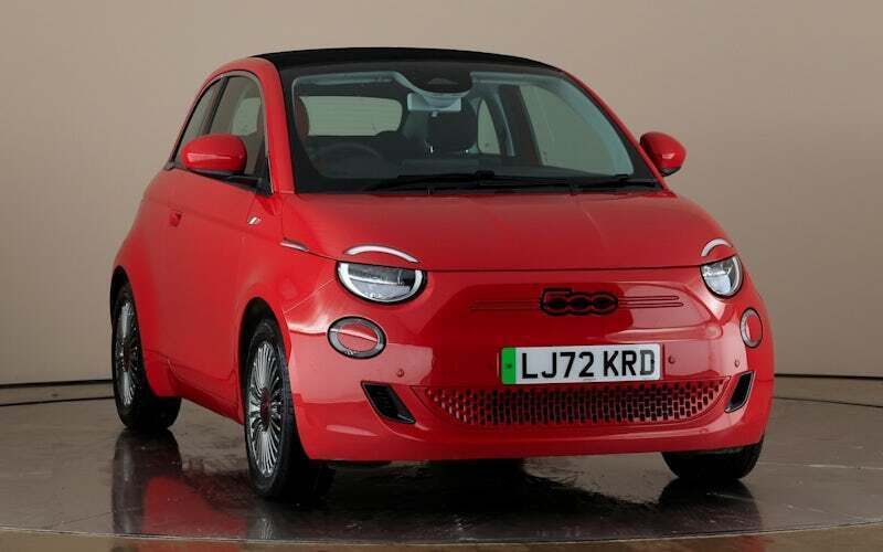 Used 2025 Fiat 500e Red Cabriolet | £16,999 (Super price) - Image 1/4