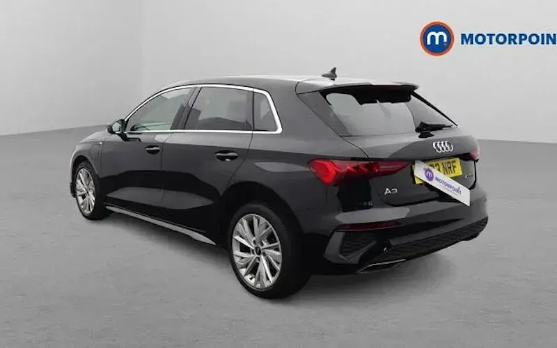 Used Audi A3 Sportback e-tron S-Line 204 HP (150 kW) 2025 Hatchback