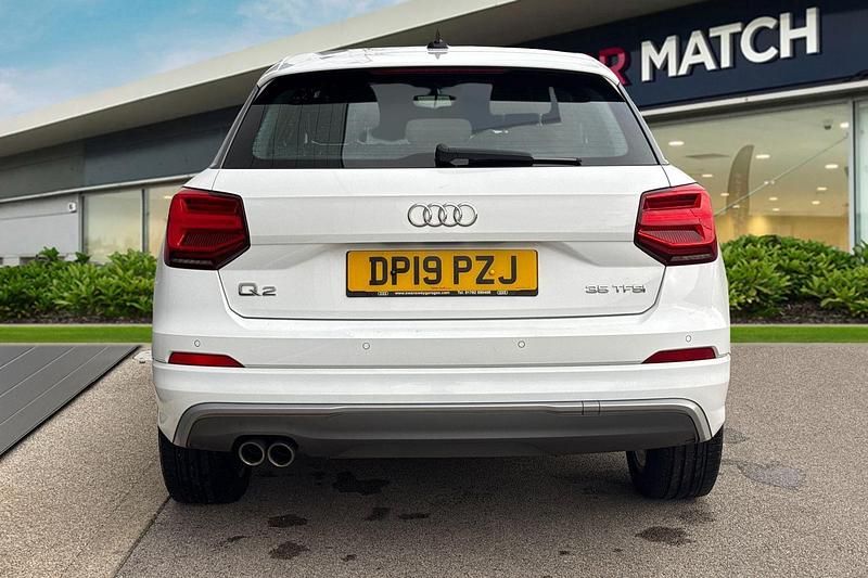 Used Audi Q2 S-Line 150 HP (110 kW) 2019 White SUV