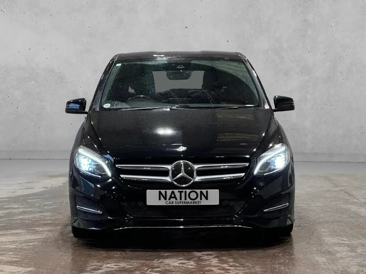 Used Mercedes B180 Premium 2014 Black Hatchback