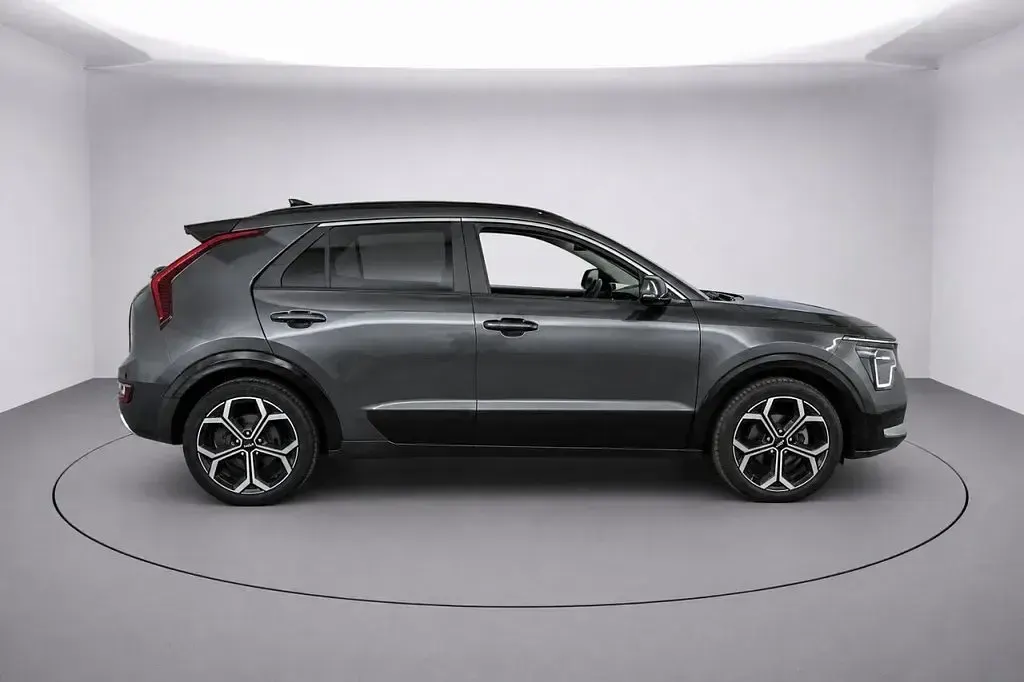 Used Kia Niro 139 HP (102 kW) 2023 Grey SUV
