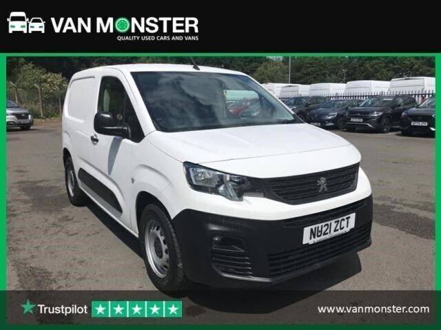 White Used 2021 Peugeot Partner MPV | £8,499 (Fair price) - Image 1/3