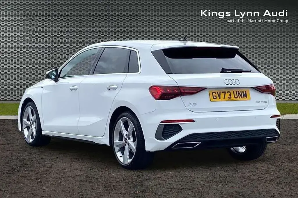 Used Audi A3 S-Line 108 HP (79 kW) 2024 White Hatchback