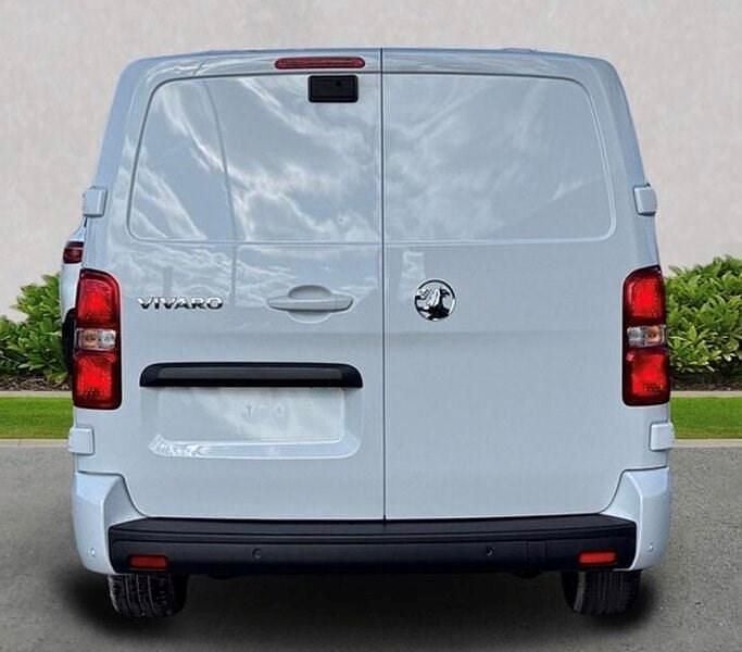 New Vauxhall Vivaro 150 HP (110 kW) 2026 White MPV