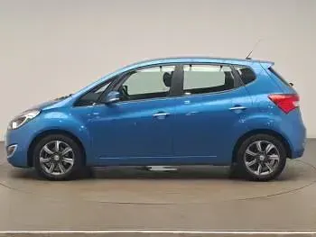 Used Hyundai ix20 SE 90 HP (66 kW) 2016 Blue Hatchback