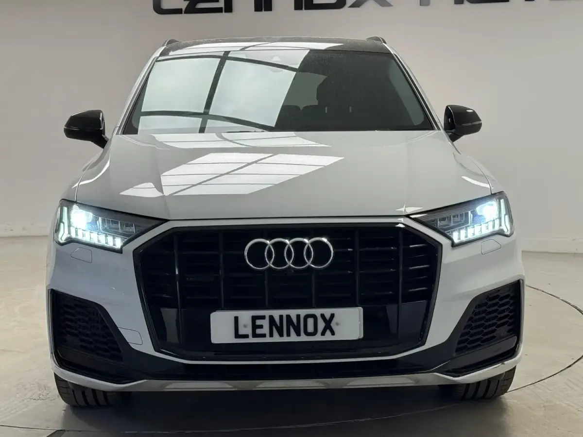 Used Audi Q7 Black Edition 340 HP (250 kW) 2022 White SUV