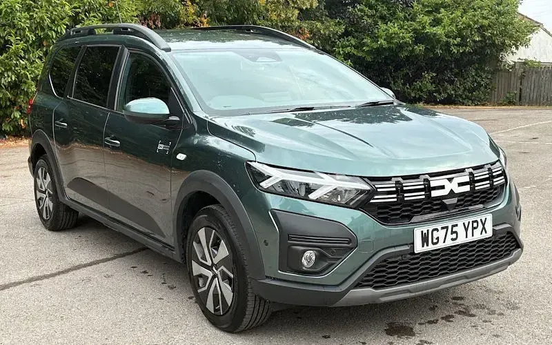 Used Dacia Jogger Expression 110 HP (80 kW) 2025 MPV