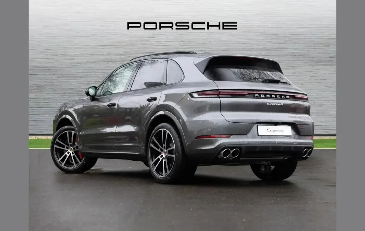 Used Porsche Cayenne S 468 HP (344 kW) 2026 Grey SUV
