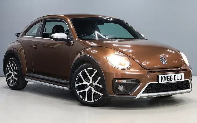 Used VW Beetle Dune 150 HP (110 kW) 2016 Bronze Hatchback