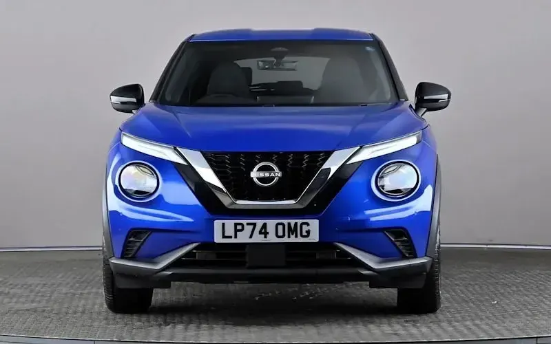 Used Nissan Juke N-Connecta 114 HP (83 kW) 2025 Blue SUV