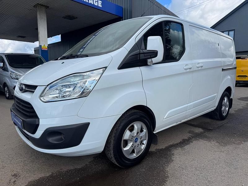 Used Ford Transit Custom Limited 125 HP (91 kW) 2015 White Van