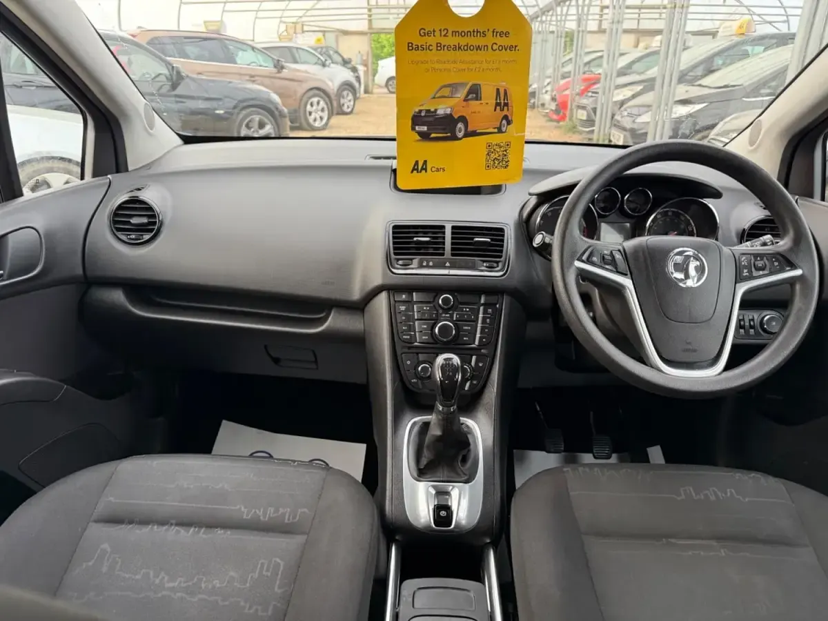 Używany Vauxhall Meriva 2016 Czarny Minivan