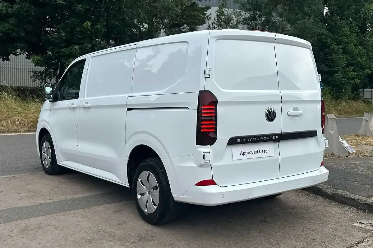 New VW T7 100 kW (136 HP) 2025 White Van