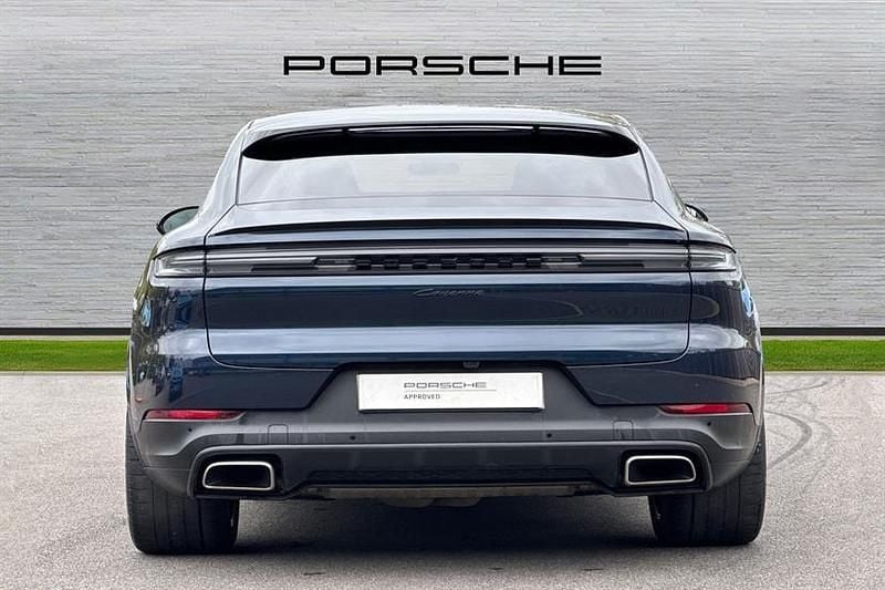 Used Porsche Cayenne 353 HP (259 kW) 2023 Blue SUV