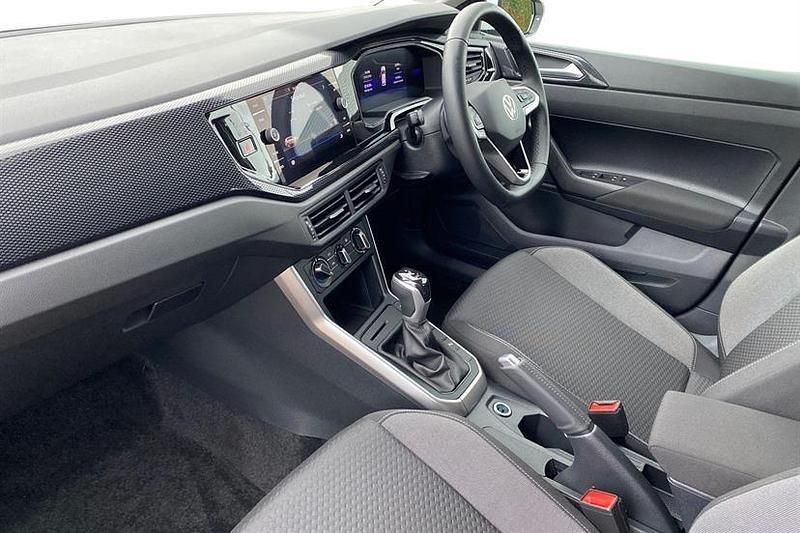 Used VW Polo Life 95 HP (69 kW) 2025 White Hatchback