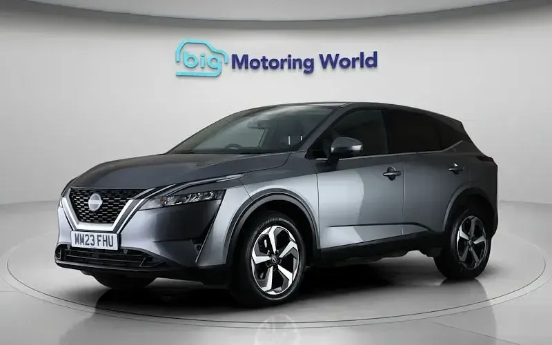 Used Nissan Qashqai N-Connecta 140 HP (102 kW) 2023 Grey SUV
