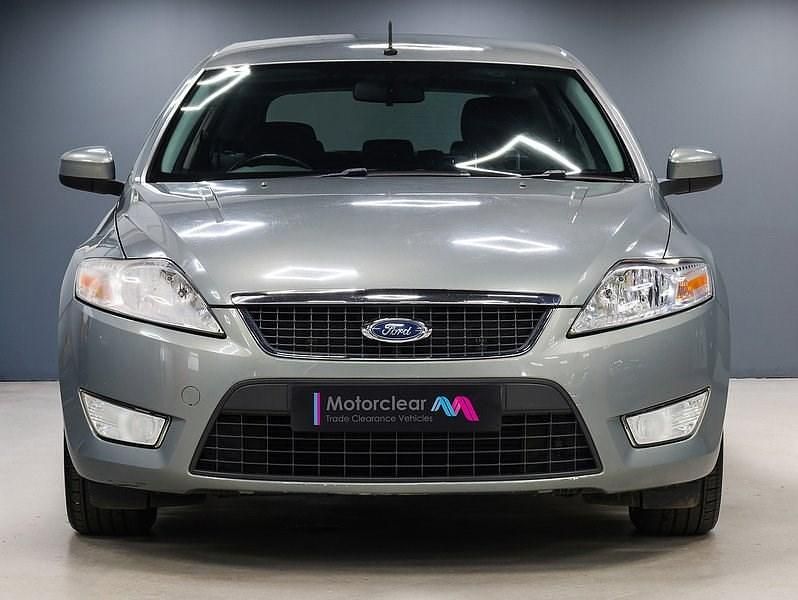 Used Ford Mondeo Zetec 123 HP (90 kW) 2009 Grey Estate