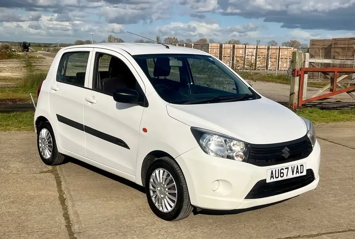 Used Suzuki Celerio 68 HP (50 kW) 2017 White Hatchback