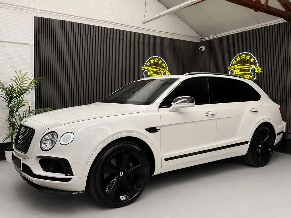 Used Bentley Bentayga 2018 White SUV