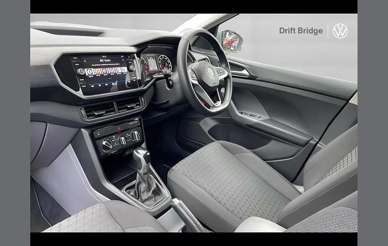 Used VW T-Cross SE 115 HP (84 kW) 2019 Silver SUV