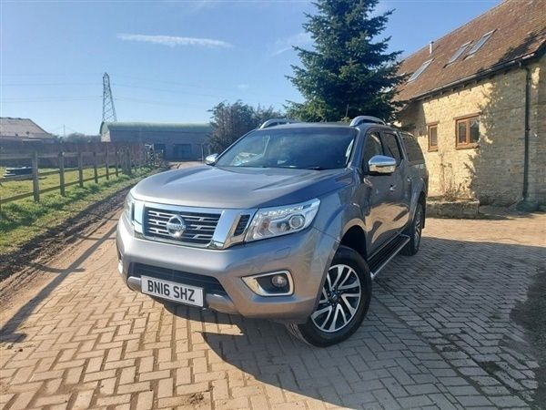 Grey Used 2016 Nissan Navara Tekna Pickup | £9,295 (Fair price) - Image 1/1