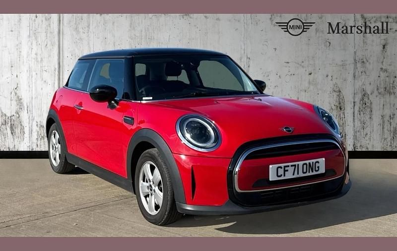 Used Mini Cooper Classic 134 HP (98 kW) 2022 Red Hatchback