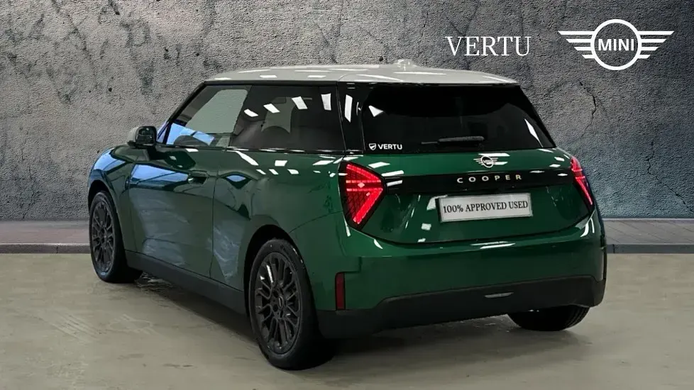 Używany Mini Cooper Hatch 133 kW (181 KM) 2025 Zielony Hatchback